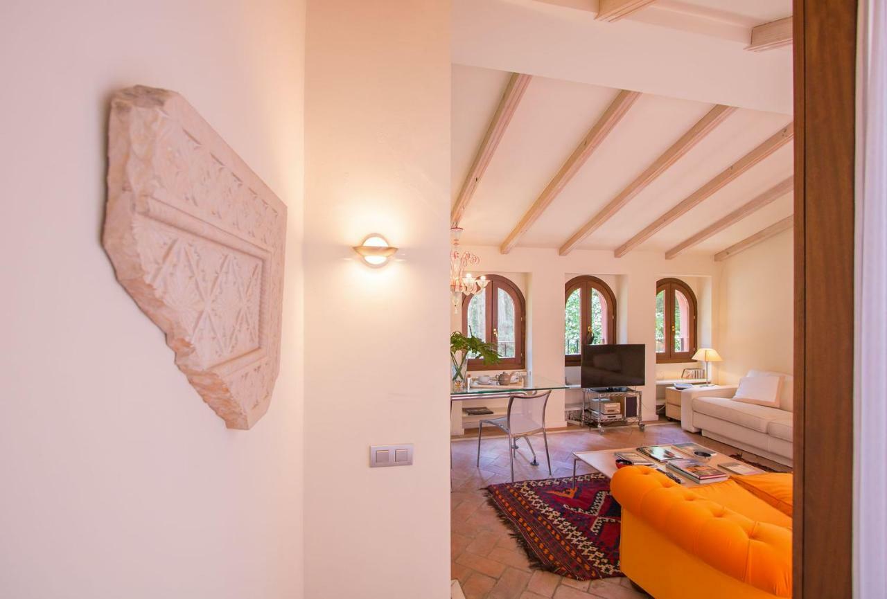 Oriental Apartment Gardens Views 2 Pax Seville Luaran gambar