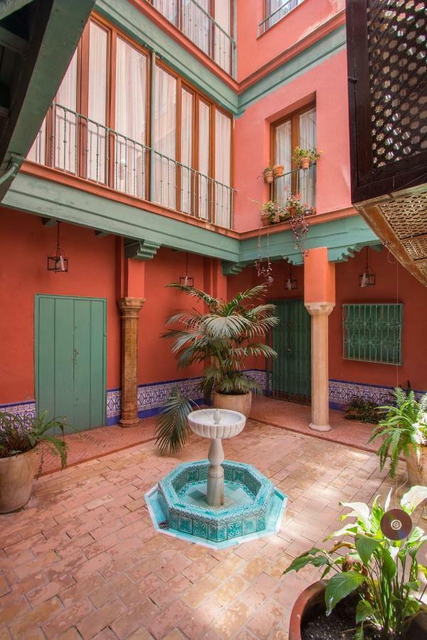 Oriental Apartment Gardens Views 2 Pax Seville Luaran gambar