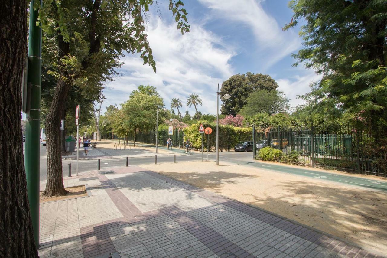 Oriental Apartment Gardens Views 2 Pax Seville Luaran gambar